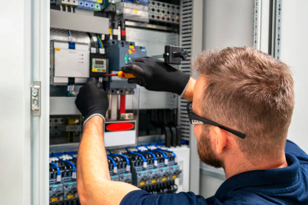 Best Emergency Electrician Near Me  in Oconomowoc, WI
